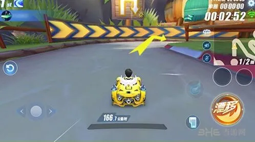 《QQ飞车》小猪部落赛道全程攻略