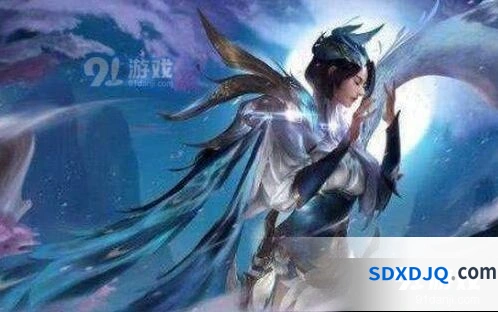 虞姬云霓雀翎和加勒比小姐哪个性价比高